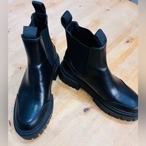 Zara booties. Worn 1x for approx 4 hours mostly sitting. Too small.